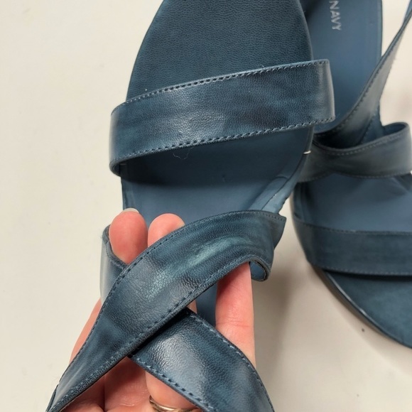 NEW Old Navy Distressed Blue Washed Crisscross Strappy Brown Wedge Sandals 10 - Picture 7 of 16